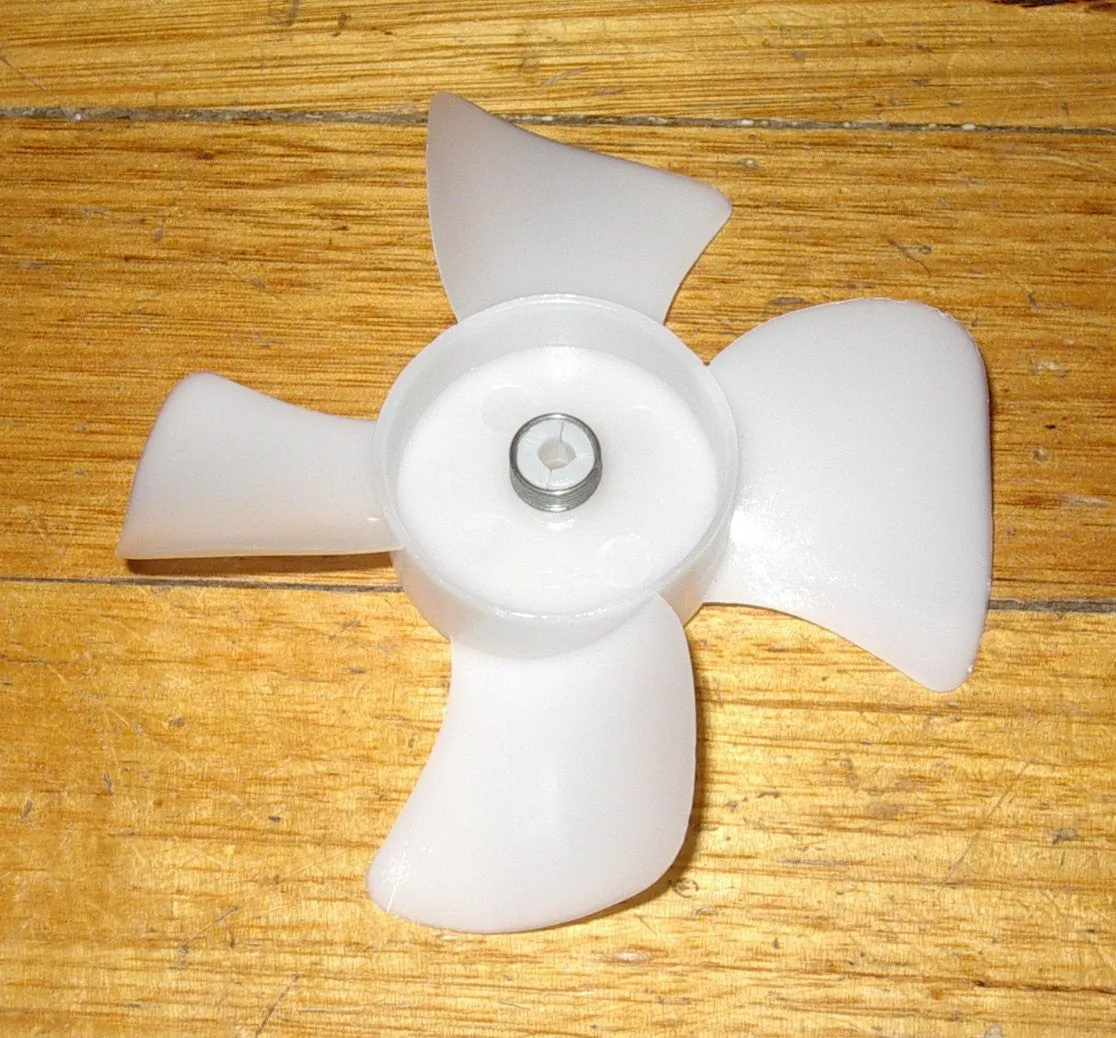 10cm Plastic CCW Condensor Fan 4.5mm Mounting & 4 Blades - Part # RF070I