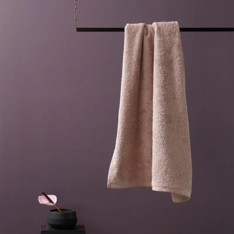 Aquanova London Egyptian Cotton Bath Towel