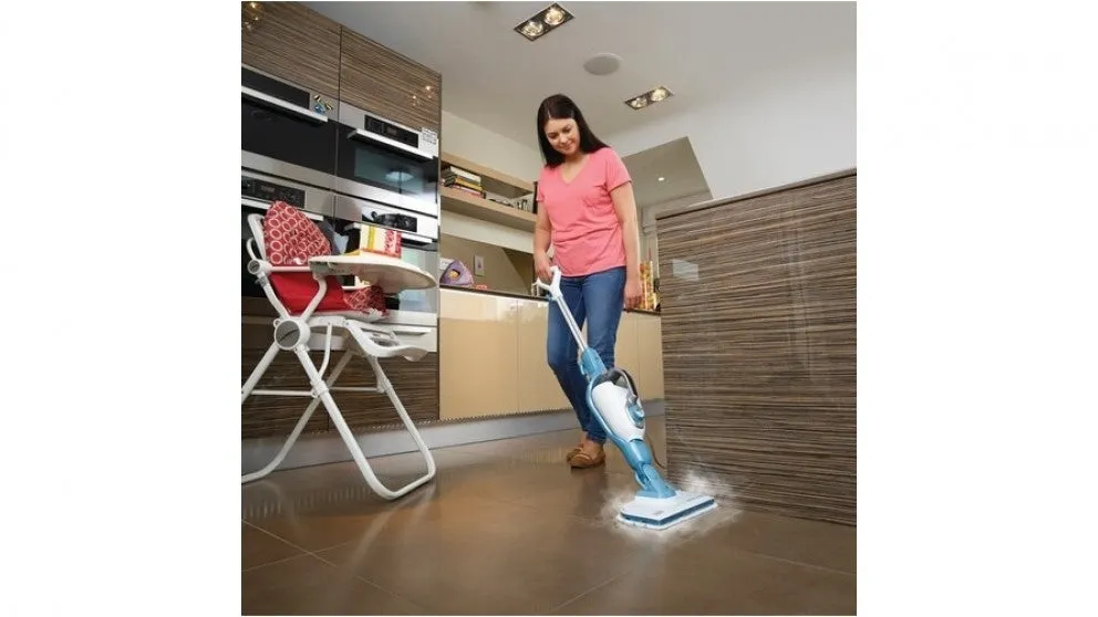 BLACK DECKER 15-in-1 Steam Mop with SteaMitt /  White & Blue