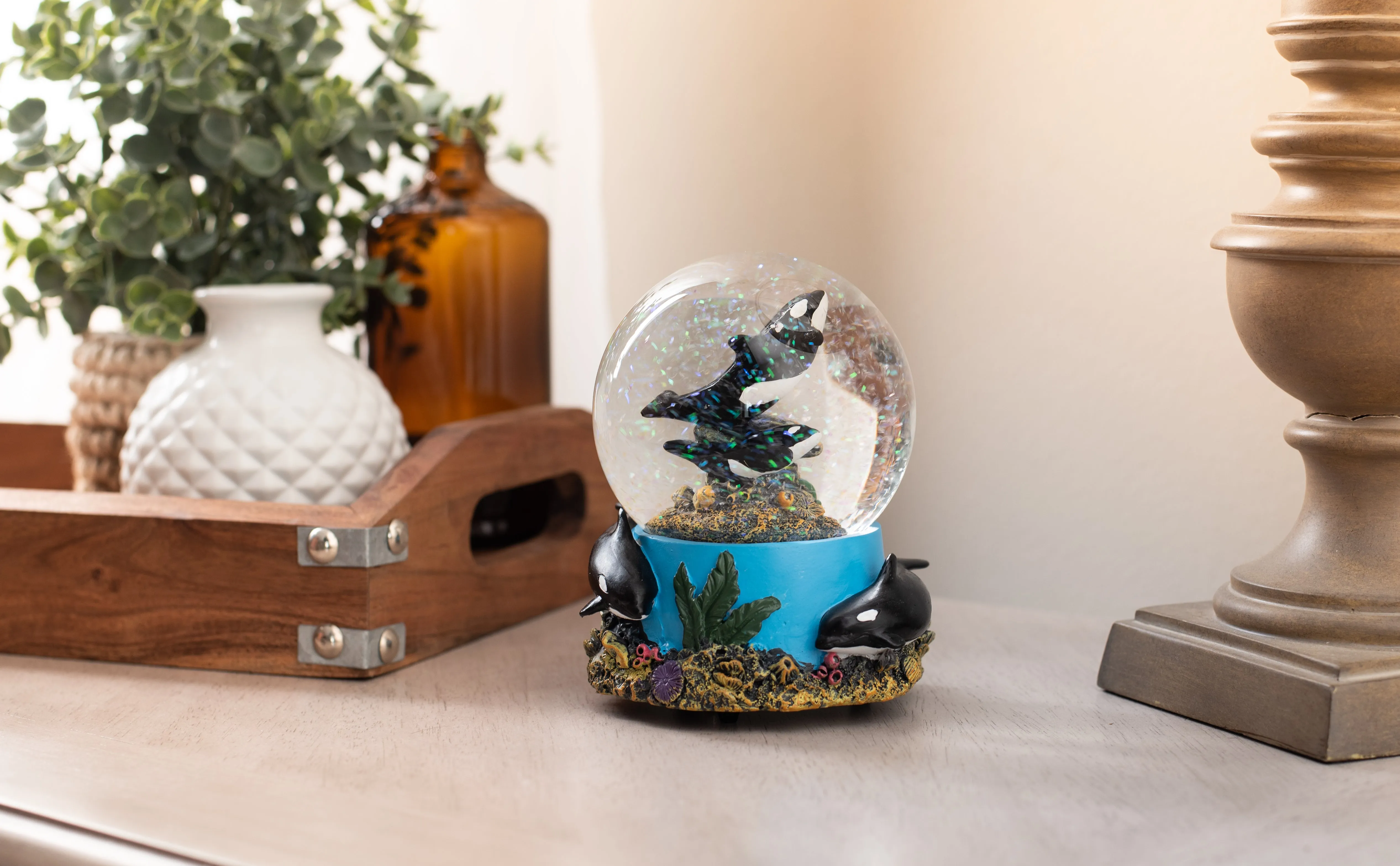 Elanze Designs Coral Reef Orca Pod 100MM Musical Snow Globe Plays Tune Wonderful World