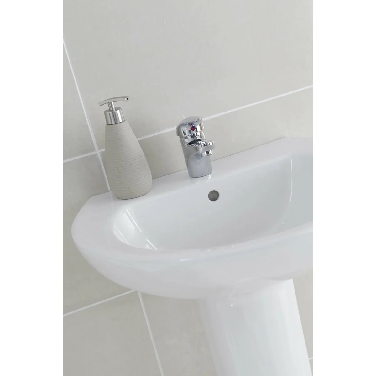 Frontline White Xclusive 550mm Full Pedestal Basin - 1 Tap Hole