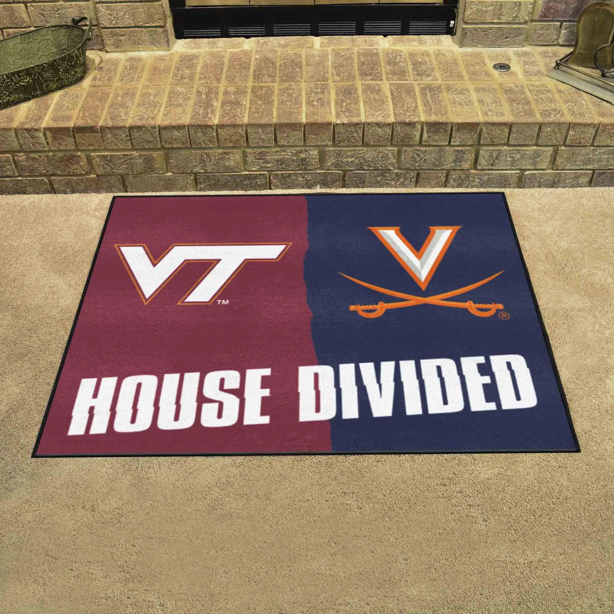 House Divided - Virginia Tech / Virginia House Divided House Divided Rug - 34 in. x 42.5 in.