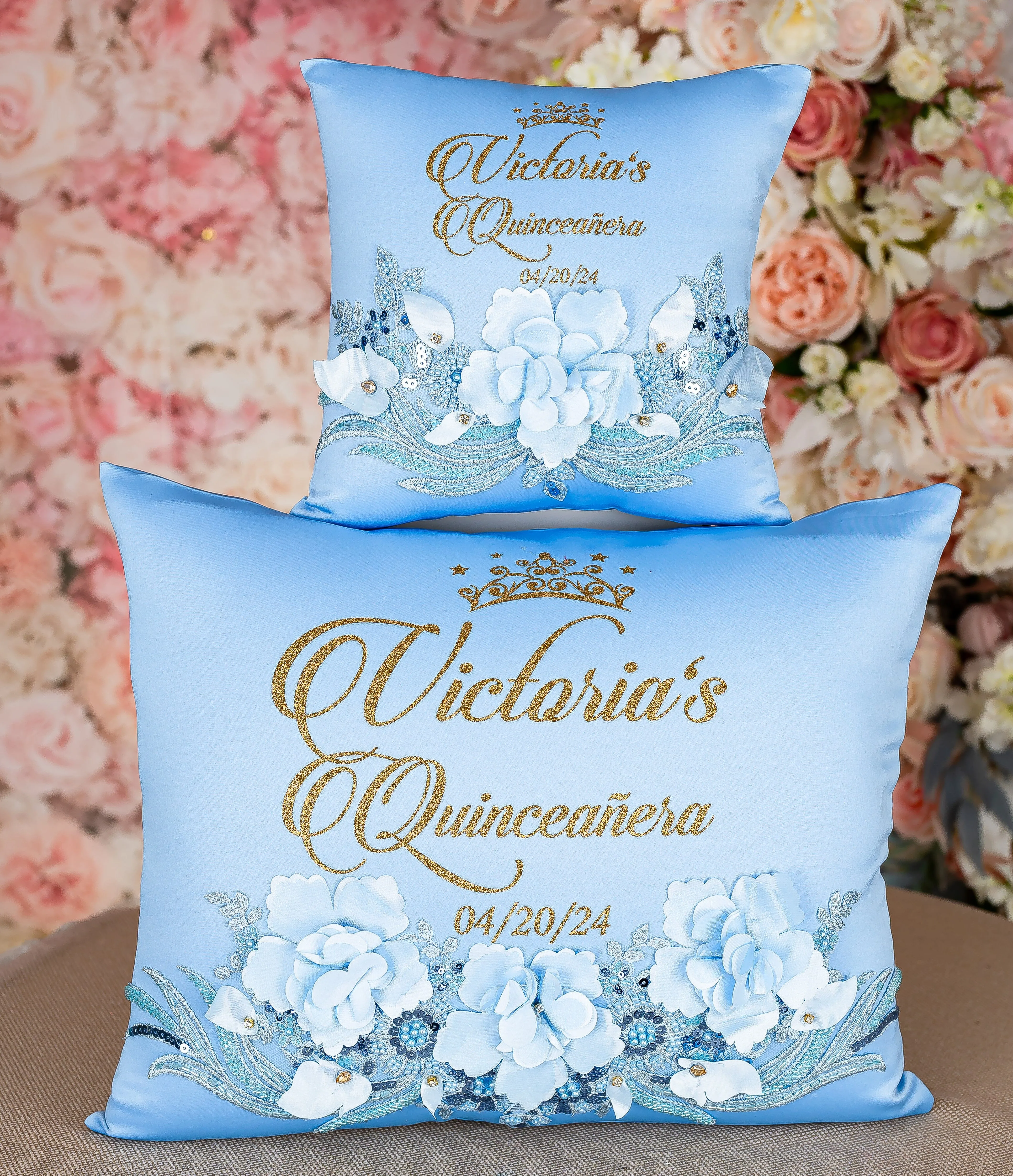 Light Blue Gold quinceanera bottle with 1 glass