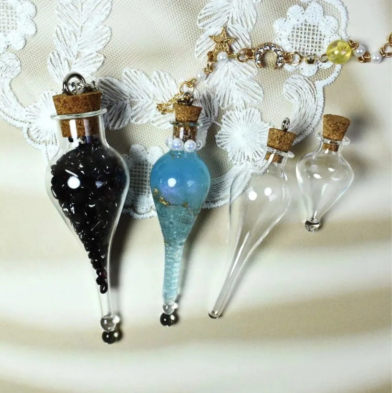 Magic Glass Wishing Potion Bottle Amulet Necklace