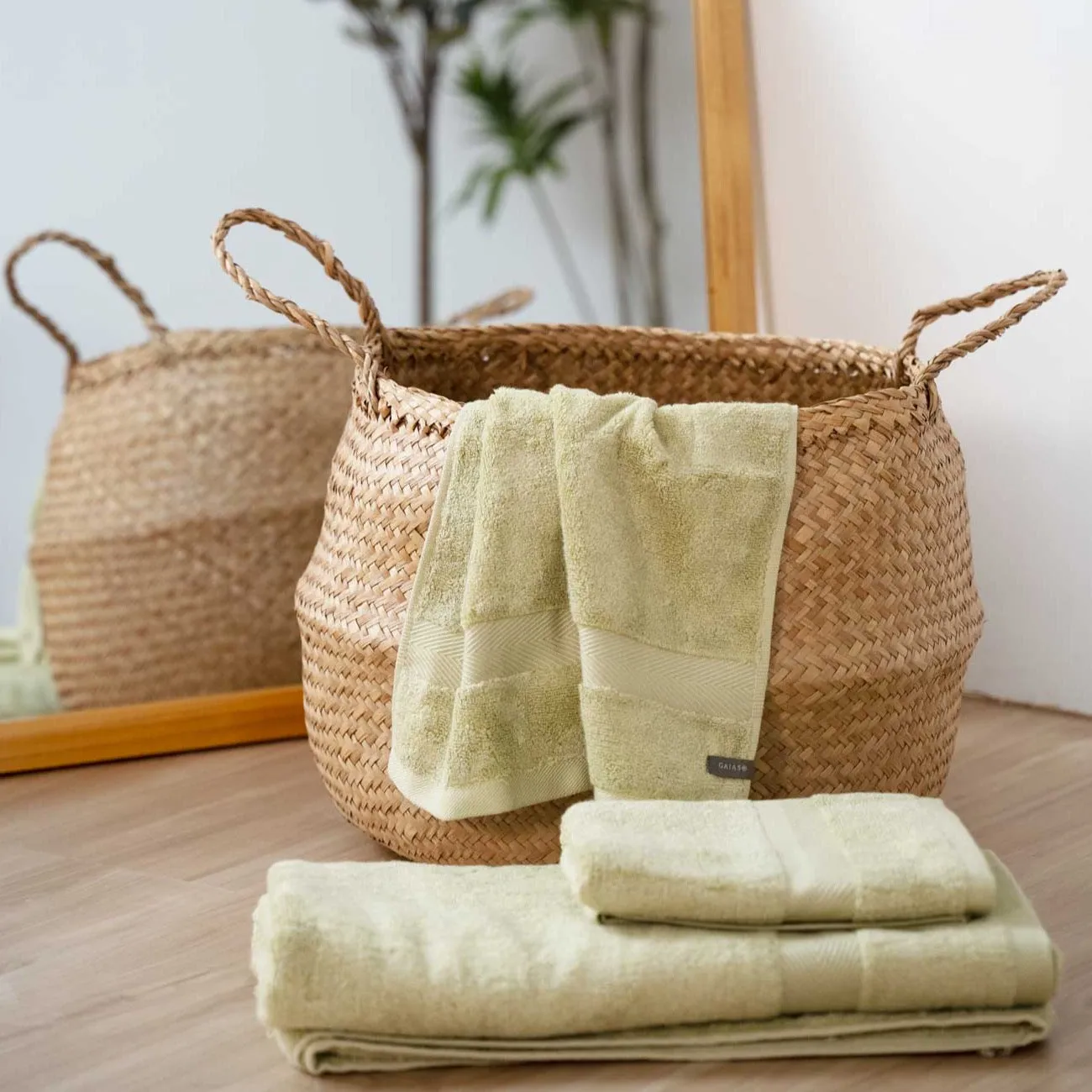 NaturaPlush Bamboo Towel