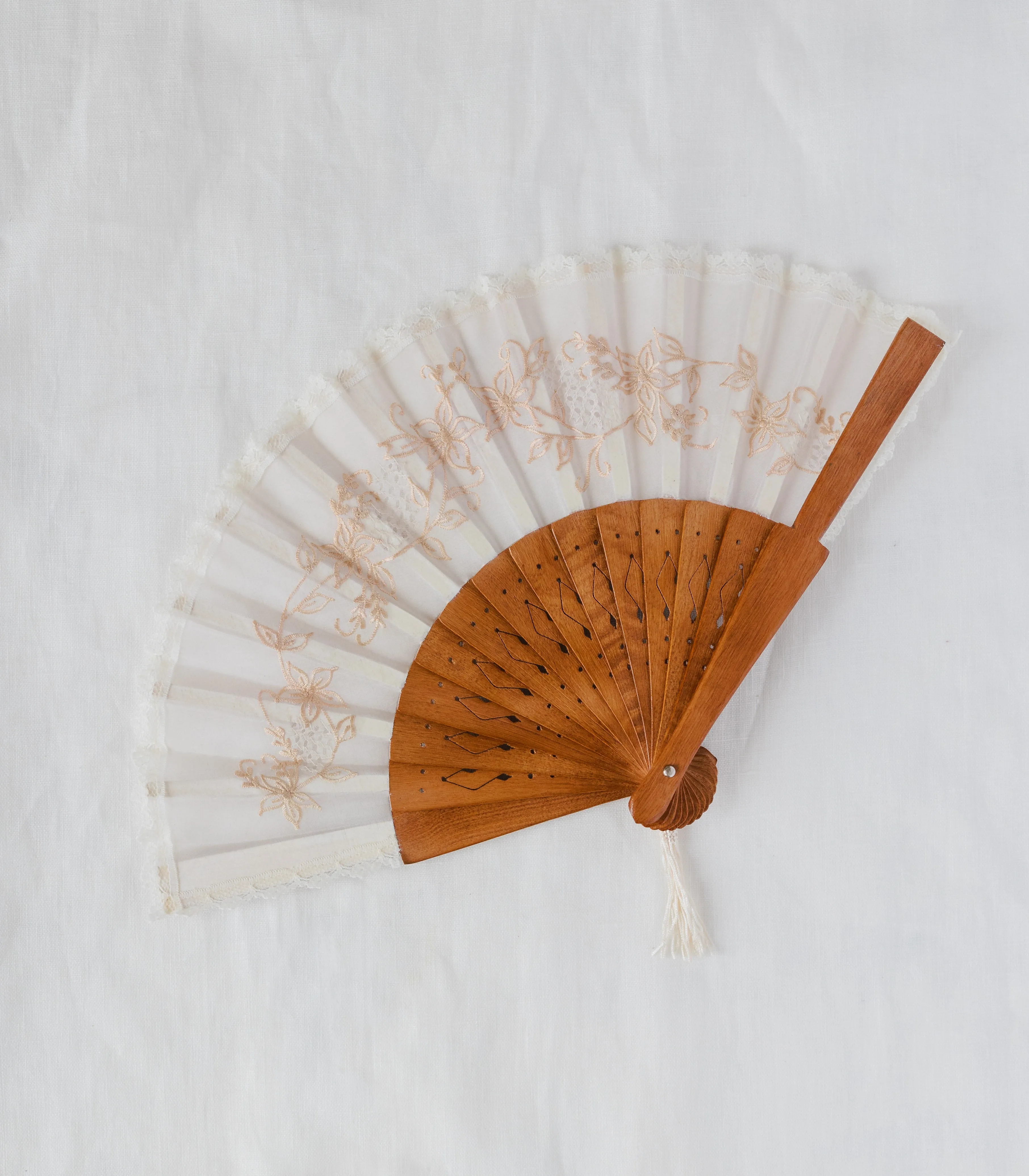 Pamaypay Filipino Hand Fan (Brown)